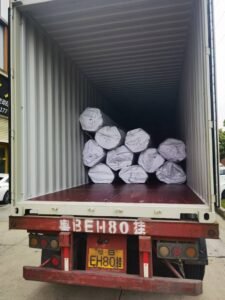 steel pipes loading container for export to Africa