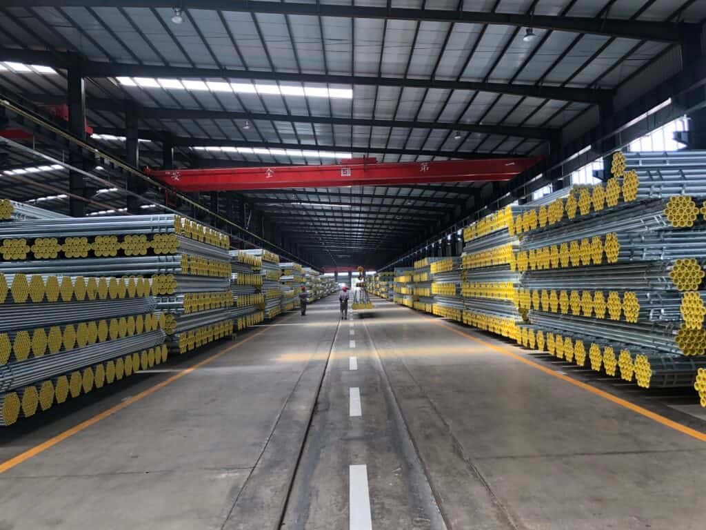 steel pipes container loading export